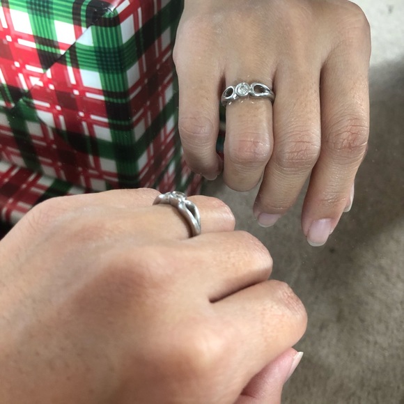 Tiffany & Co. Platinum and diamond ring - Picture 3 of 7